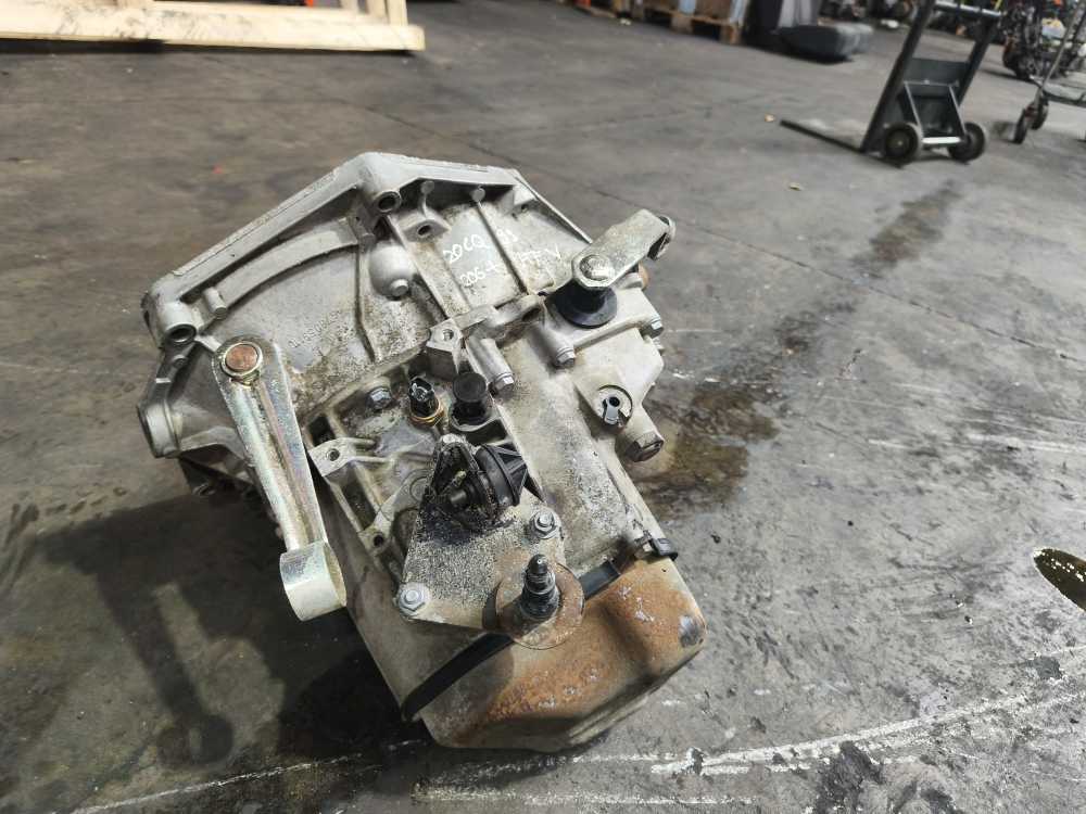 BOITE A VITESSE MANUEL PEUGEOT 206 1.1 ESSENCE - Vue 4